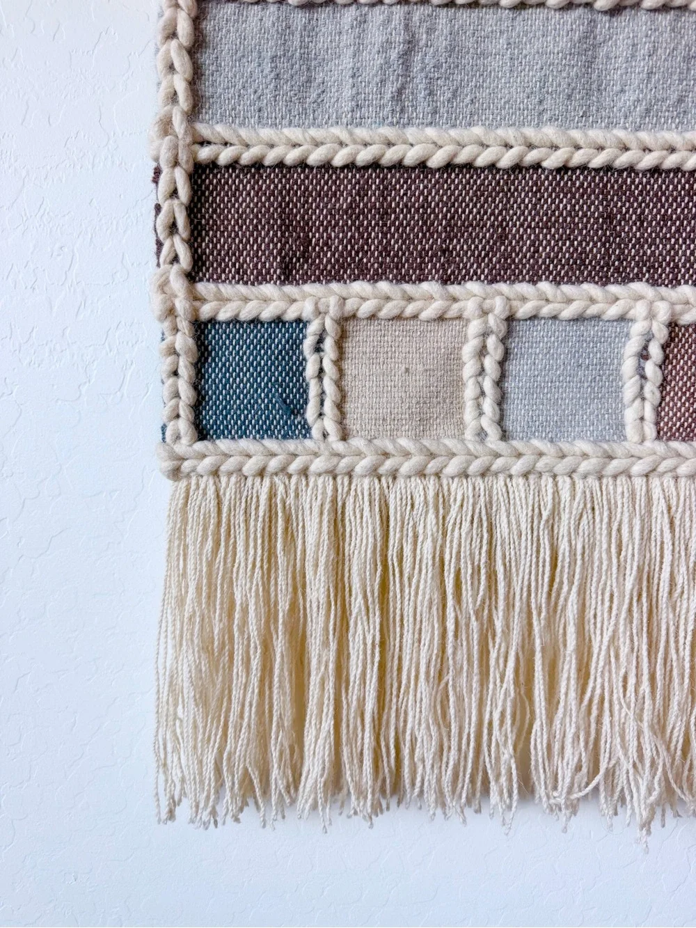 No brand soft handwoven